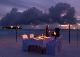 maledivy-hotel-vabbinfaru-006.jpg
