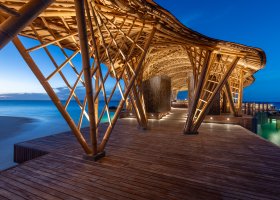 maledivy-hotel-vabbinfaru-056.jpg