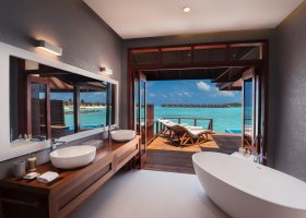 maledivy-hotel-varu-by-atmosphere-008.jpg