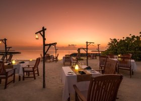 maledivy-hotel-varu-by-atmosphere-127.jpeg