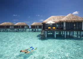 maledivy-hotel-velassaru-maldives-275.jpg