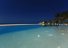maledivy-hotel-velassaru-maldives-302.jpg