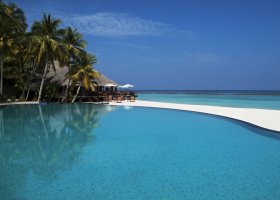 maledivy-hotel-veligandu-island-resort-045.jpeg