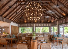 maledivy-hotel-veligandu-island-resort-141.jpg