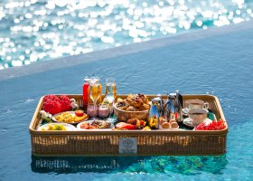 maledivy-hotel-veligandu-island-resort-151.jpg