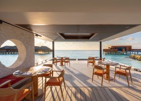 maledivy-hotel-veligandu-island-resort-155.jpg