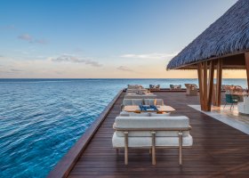 maledivy-hotel-w-maldives-360.jpg