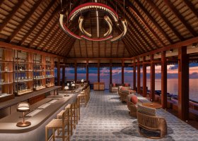 maledivy-hotel-w-maldives-371.jpg