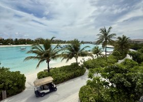 maledivy-s-detmi-tri-resorty-tri-podoby-maledivskeho-raje-005.jpg
