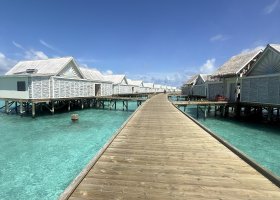 maledivy-s-detmi-tri-resorty-tri-podoby-maledivskeho-raje-014.jpg