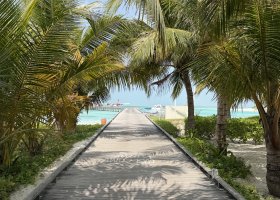 maledivy-s-rodinou-hotel-cocoon-maldives-011.jpg