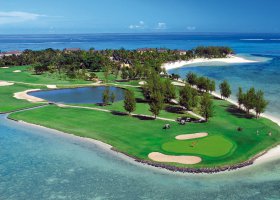 Le Paradis at le Morne