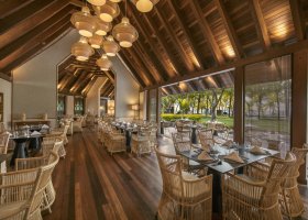 mauricius-hotel-trou-aux-biches-beachcomber-301.jpg