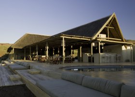 namibie-hotel-damaraland-camp-005.jpg