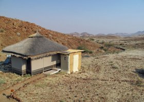 namibie-hotel-damaraland-camp-011.jpg