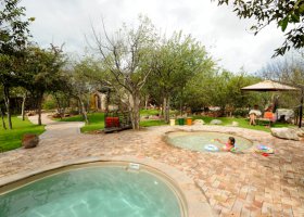 namibie-hotel-etosha-village-009.jpg