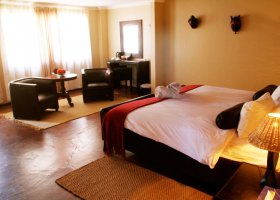 namibie-hotel-zebra-kalahari-lodge-001.jpg