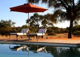 namibie-hotel-zebra-kalahari-lodge-002.jpg