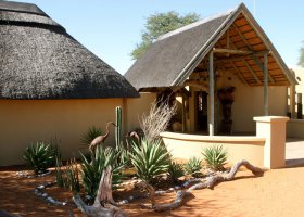 namibie-hotel-zebra-kalahari-lodge-005.jpg