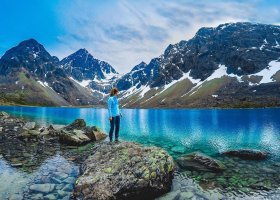 norsko-hotel-lyngen-experience-002.jpg