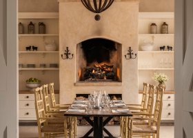 rosewoodhotelgroup.com