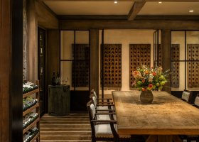 rosewoodhotelgroup.com