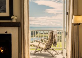 rosewoodhotelgroup.com