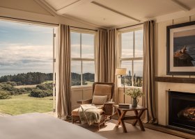 rosewoodhotelgroup.com