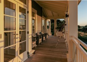 rosewoodhotelgroup.com