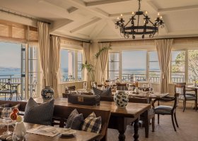 rosewoodhotelgroup.com