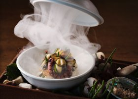 rosewoodhotelgroup.com