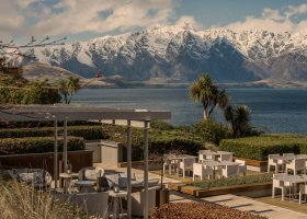 rosewoodhotelgroup.com