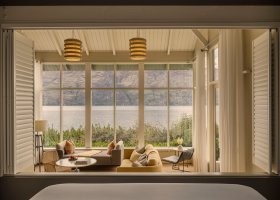 rosewoodhotelgroup.com