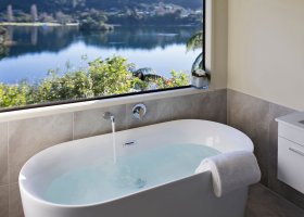 novy-zeland-hotel-solitaire-lodge-rotorua-003.jpg