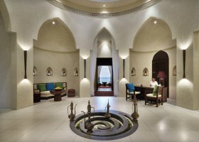 oman-hotel-al-bustan-palace-024.jpg