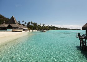 polynesie-hotel-sofitel-ia-ora-beach-resort-019.jpg