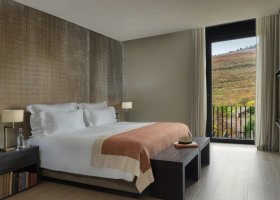portugalsko-hotel-six-senses-douro-valley-052.jpg