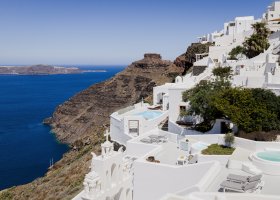 recko-hotel-helestia-pocket-hotel-caldera-santorini-025.jpg