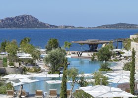 recko-hotel-w-costa-navarino-015.jpg