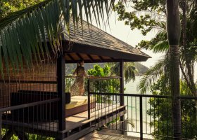 seychely-hotel-four-seasons-seychelles-mahe-202.jpeg