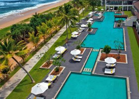 sri-lanka-hotel-centara-ceysands-043.jpg