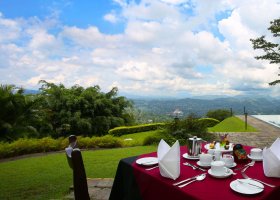 sri-lanka-hotel-randholee-luxury-resort-052.jpg