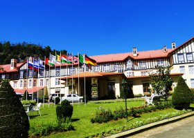 sri-lanka-hotel-the-grand-hotel-nuwara-eliya-040.jpg