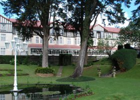 sri-lanka-hotel-the-grand-hotel-nuwara-eliya-041.jpg