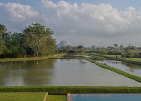 sri-lanka-hotel-water-garden-sigiriya-013.jpg