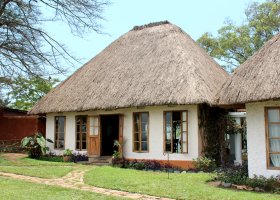 uganda-hotel-ndali-lodge-041.jpg