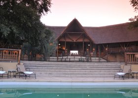 zambie-hotel-david-livingstone-safari-lodge-012.jpg