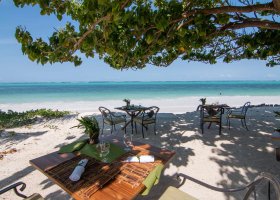 zanzibar-hotel-breezes-beach-club-spa-211.jpg