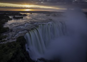 zimbabwe-hotel-victoria-falls-river-lodge-020.jpeg