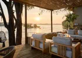 zimbabwe-hotel-victoria-falls-river-lodge-029.jpg